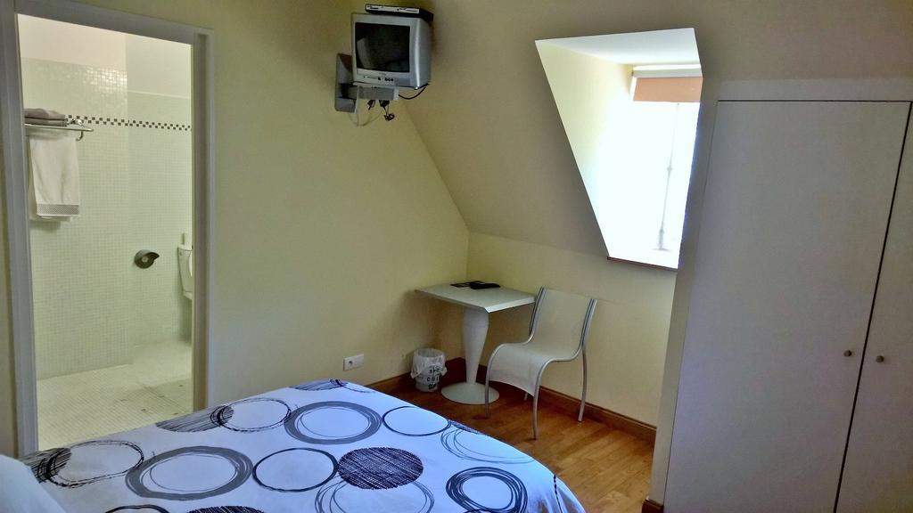 Chateau D'Arance Hotel Cette-Eygun Ruang foto